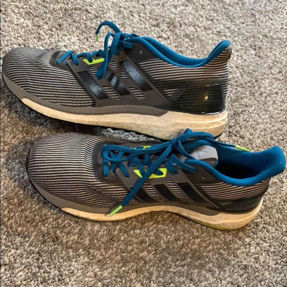 Men’s adidas cloud foam running shoes